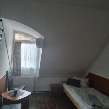 Romantik Etterem - Panzio