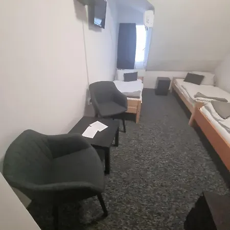 Romantik étterem - Panzió 3* Tatabánya