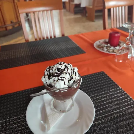 Romantik étterem - Panzió 3* Tatabánya
