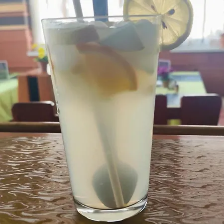 Romantik Etterem - Panzio Bed & Breakfast Tatabánya