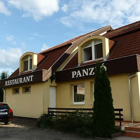 Bed & Breakfast Romantik Etterem - Panzio