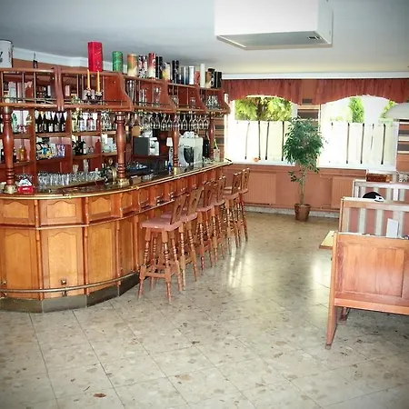 Romantik Etterem - Panzio Tatabánya