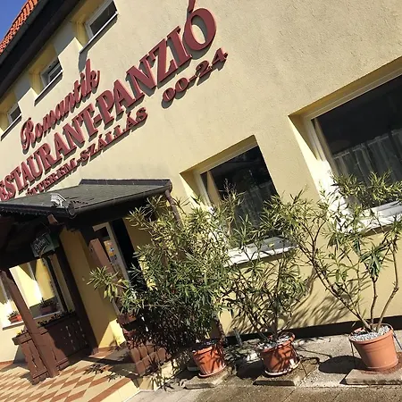 Bed & Breakfast Romantik Etterem - Panzio 3*