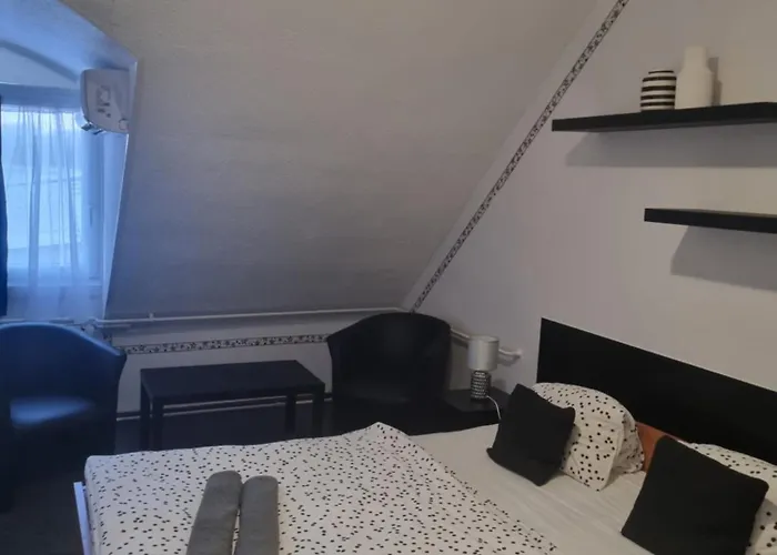 B&B Romantik Etterem - Panzio 3*