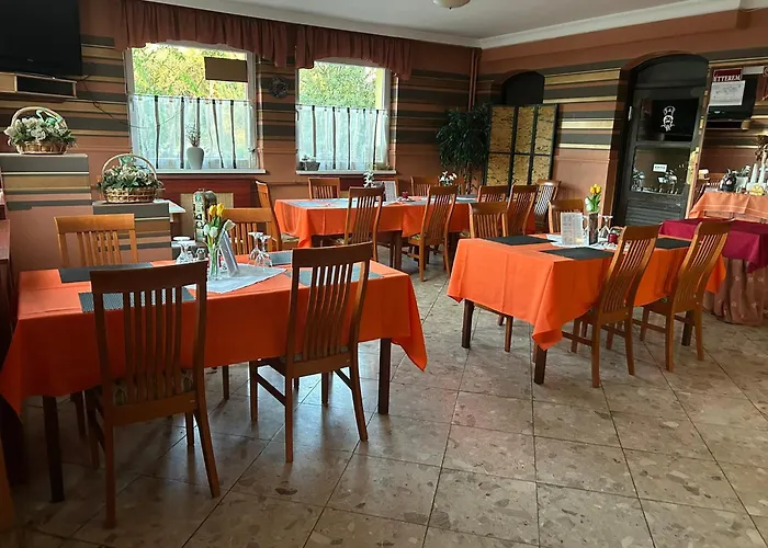 Romantik Etterem - Panzio Nocleg ze śniadaniem 3*