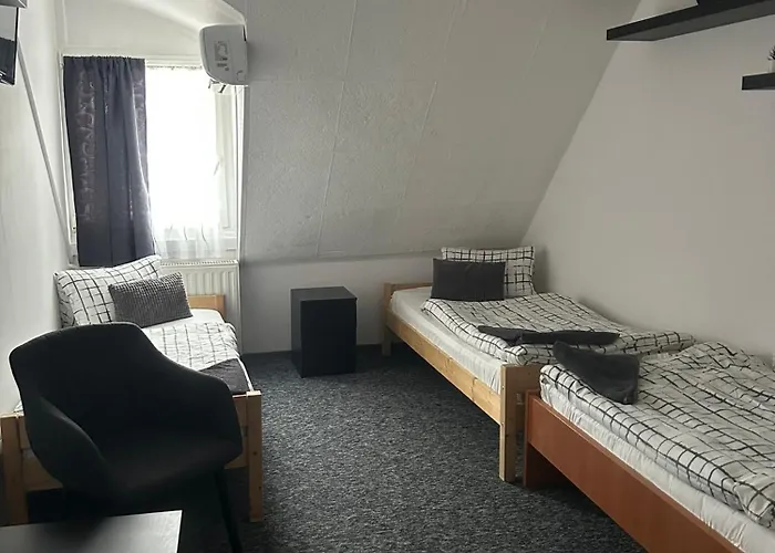 Romantik Etterem - Panzio 3*
