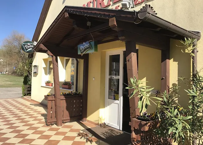 Nocleg ze śniadaniem Romantik Etterem - Panzio 3*